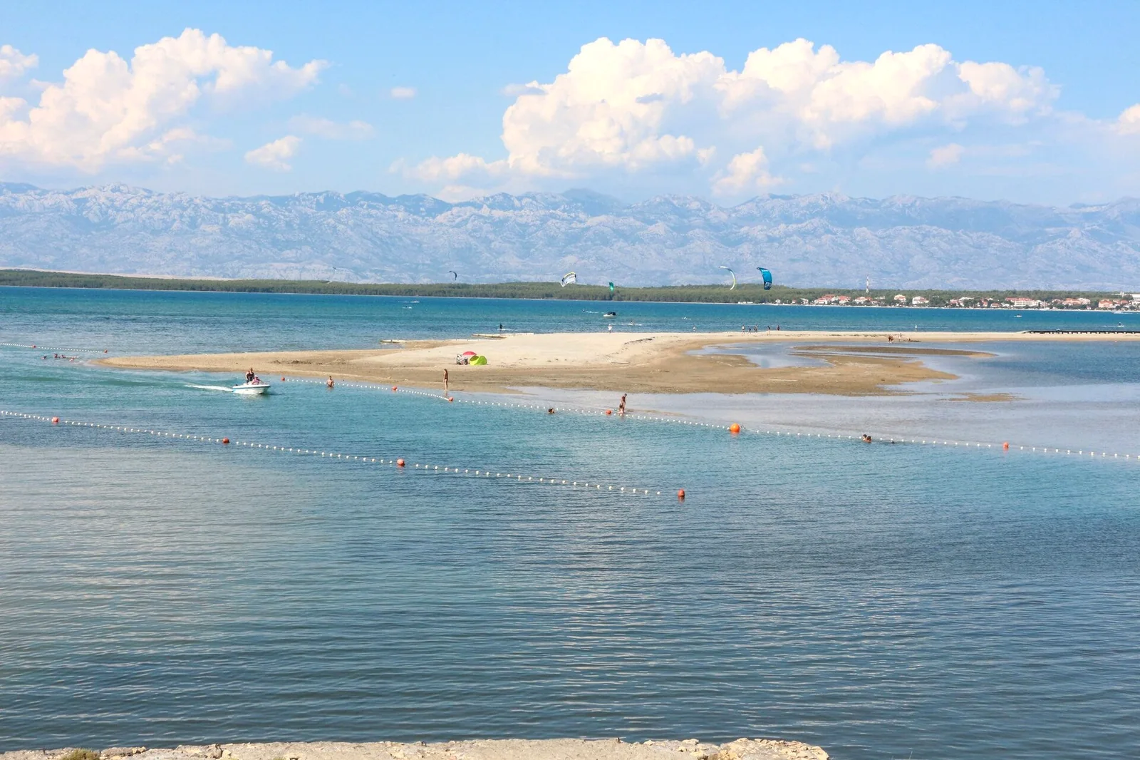 Nin és a Királynő strandja